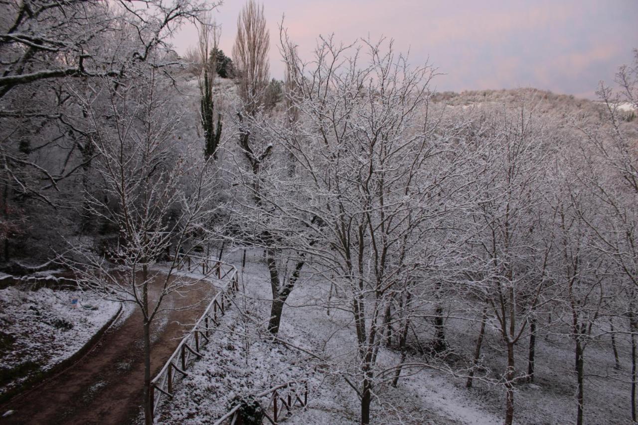 Altra Meta B&B Gubbio Zewnętrze zdjęcie